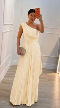Vestido Longo Ombro Único Plissado Detalhe De Babado Taty Cinto Faixa