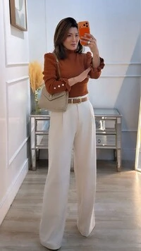 Blusa Tricot Nervuras Entrelaçadas Cindy Botões Nos Punhos