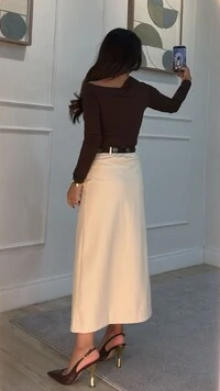 Blusa Malha Ombro Vazado Detalhe Pregas Layla Mangas Longas