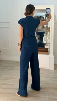 Conjunto Tricot Nervuras Caneladas Roberta Blusa E Calça Pantalona