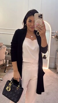 Cardigan Alessia Detalhes Canelados E Bolsos Frontais