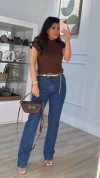 Blusa Tricot Com Entremeios Gola Alta Sandy Punhos E Barrado Ondulados