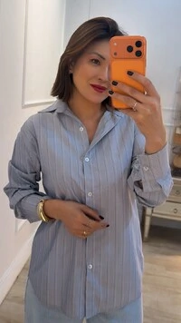 Camisa Risca De Giz Bruna Punhos Largos