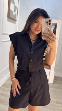 Camisa Cropped Pietra Punhos Dobrados Com Martingale