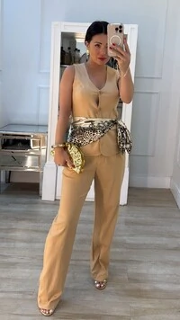 Colete Alongado Viscose Com Linho Helena Bolsos Frontais Com Lapela