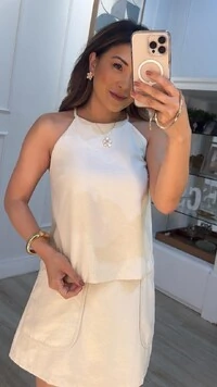 Blusa Regata Cavada Pamela Recorte Vazado Posterior