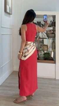 Vestido Longo Cavada Megan Fendas Laterais