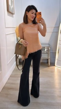 Blusa Cetim Assimétrica Ticiane Detalhe De Renda
