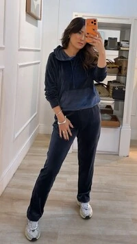 Jaqueta Casaco Pullover Plush Jessy Com Capuz