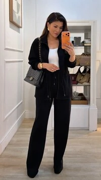 Conjunto Moletom Samira Parka e Calça Pantalona