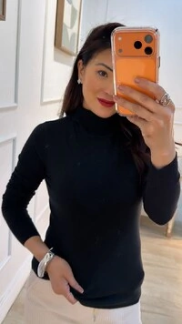 Blusa Gola Rolê Alice Detalhes Canelados