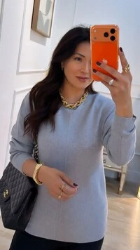 Blusa Tricot Punhos Largos Lavínia Detalhe Nervura Frontal Na Vertical