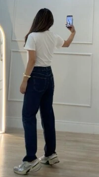 Blusa Malha Decote V Eliza Mangas Curtas