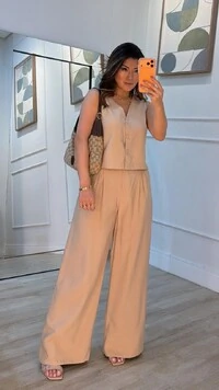 Calça Pantalona Sarah Pregas Frontais