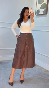 Blusa Malha Canelada Decote V Sabrina Mangas Longas