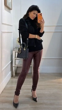 Blusa Tricot Gola Rolê Kelly Nervuras Caneladas Na Diagonal