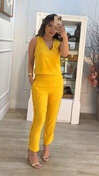 Blusa Regata Decote V Esther Trançado Lateral