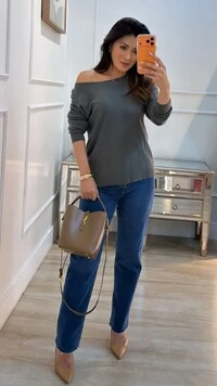 Blusa Tricot Gola Canoa Valéria Detalhe De Entremeios Na Vertical