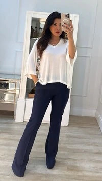 Blusa Ampla Decote V Thayna Mangas 7/8 Evasê