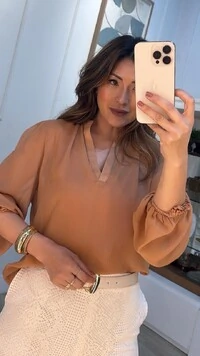 Bata Chiffon Barbara Mangas Longas Bufantes