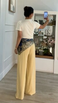 Blusa De Malha Bruna Mangas Curtas