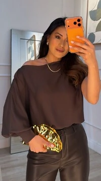 Blusa Assimétrico Crepe Marina Manga Longa Única