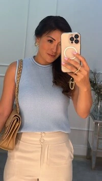 Blusa Colete Tricot Canelado Halley Detalhe Gola Enrolado