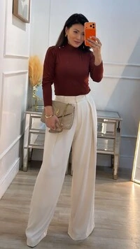 Blusa Cacharrel Canelada Emilly Detalhe De Botões No Ombro