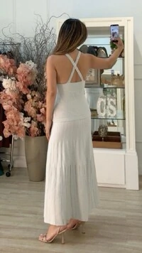 Vestido Tricot Com Fio De Lurex Decote V Ariel Detalhe Camada Em Nuvem