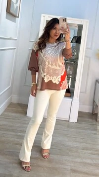 Blusa Estampada Malha Fria Elania Mangas Longas