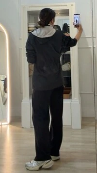 Parka Dupla Face Capuz Removível Manu Com Puxadores Reguláveis