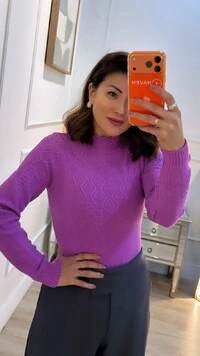 Blusa Tricot Gola Alta Detalhe Nuvem Jamile Nervuras Em Zigue-Zague