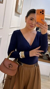 Blusa De Malha Decote V Transpassado Lina Mangas Longas