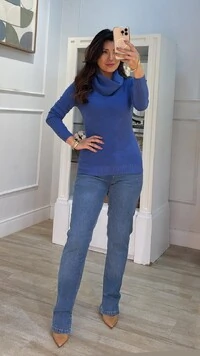 Blusa Tricot Gola Rolê Mia Nervuras Onduladas Frontais