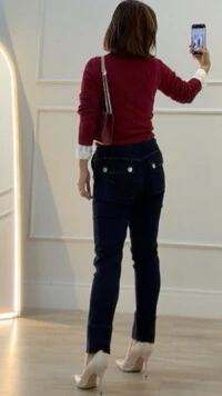 Blusa Tricot Maithe Nervuras E Trançados Pela Peça