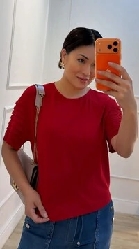 Blusa De Malha Ampla Barbara Mangas Curtas Com Recortes