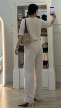 PRÉ-VENDA ENVIO ESTIMADO À PARTIR DO DIA 20/02 Conjunto Helena Blusa E Calça Pantalona