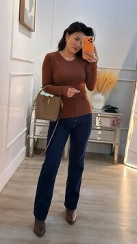 Blusa Tricot Isis Texturas Na Horizontal E Trançados Frontais