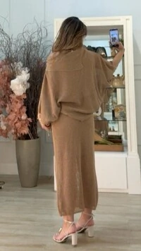 Conjunto Tricot Fio De Lurex Lavínia Poncho & Saia Midi