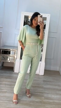 Macacão Alfaiataria Mangas Echarpe Lavínia Cinto Corda Trançado