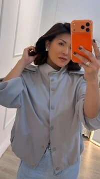 Jaqueta Bomber Twill Sheila Detalhe Martingalê Nos Ombros