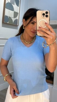 Blusa Tricot Nervuras Ellie Decote V E Mangas Curtas