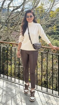 Calça Skinny Fatima Couro Eco Zíper Diagonal Com Zíper