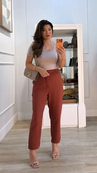 Blusa Suplex Decote Em U Brooke Mangas Curtas