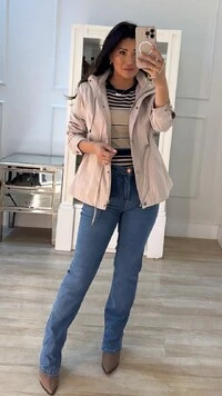 Parka Com Capuz Removível Noelle Ombros E Bolsos Pespontados