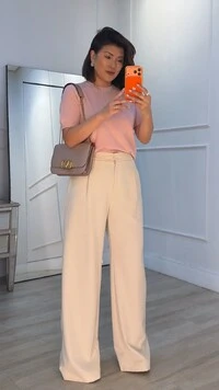 Blusa Tricot Mangas Curtas Raissa Detalhe Frontal Em Strass