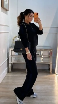 Suéter Tricot Gola Alta Com Zíper Prata Carol Faixa Nas Mangas E Ombros