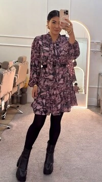 Vestido Curto Alissa Estampado Detalhe Laço Na Gola