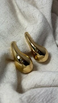 Brinco Gota Grande Abaulada