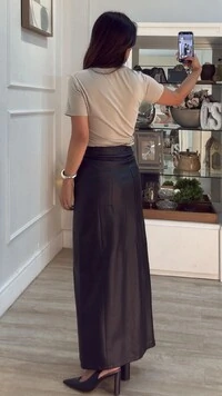 Saia Longa Couro Eco Pala Transpassada Natasha Fenda Frontal